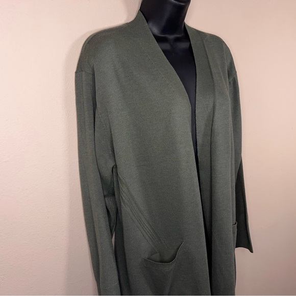 NWOT 0X Olive Green Lightweight Cardigan Sweater Long Sleeve Open Front Shrug - Picture 4 of 12